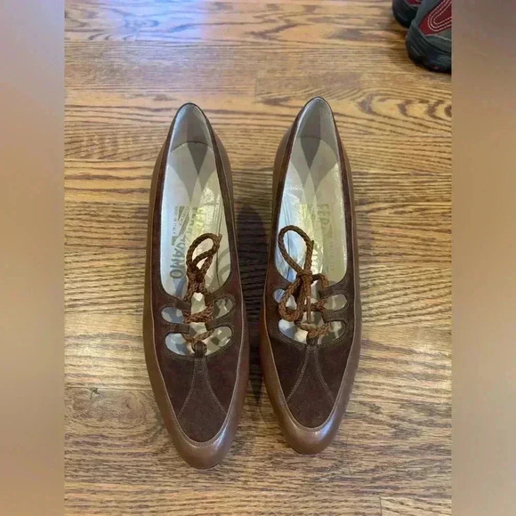 Salvatore Ferragamo Shoes - womens lace up brown leather salvatore ferragamo shoes size 7